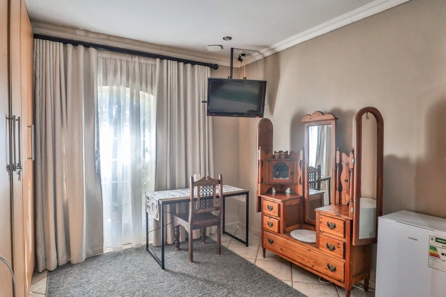 11 Bedroom Property for Sale in Protea Park North West